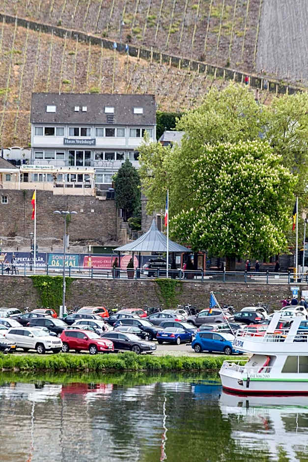 Moselhaus Weiskopf `SelfCheckIn`OffSiteBreakfast`CityParking`