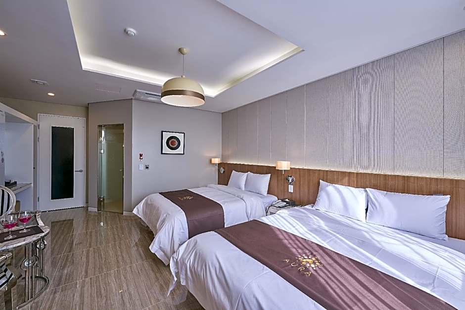 Aura Business Hotel