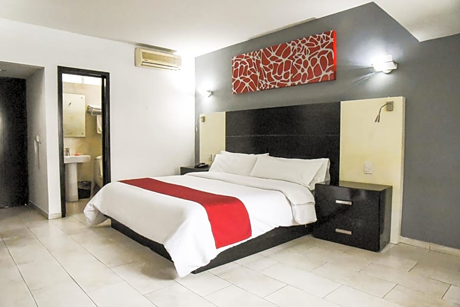 Hotel Expo Plaza Business and Family Guadalajara
