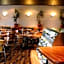 Richmond Henty Hotel