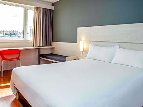 Ibis Montevideo Rambla