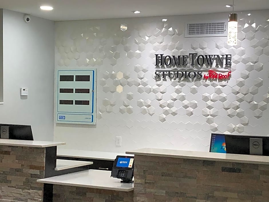 HomeTowne Studios San Antonio E - Frost Bank Center