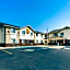 Super 8 by Wyndham Weston WV