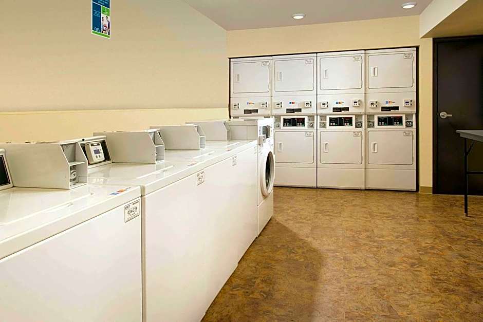 WoodSpring Suites Louisville Jeffersontown