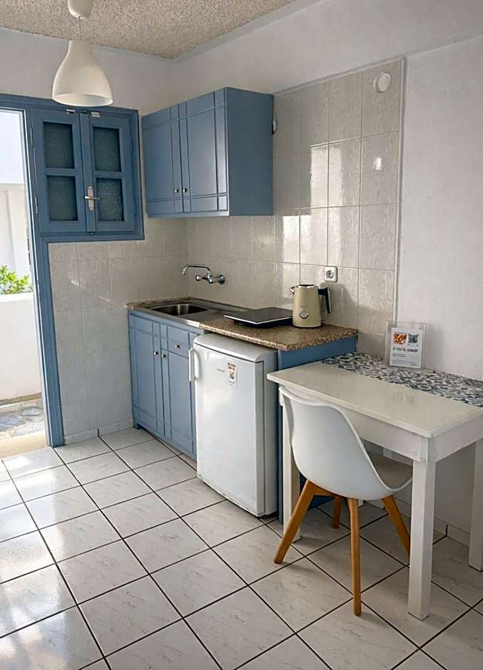 Zacharakis Studios