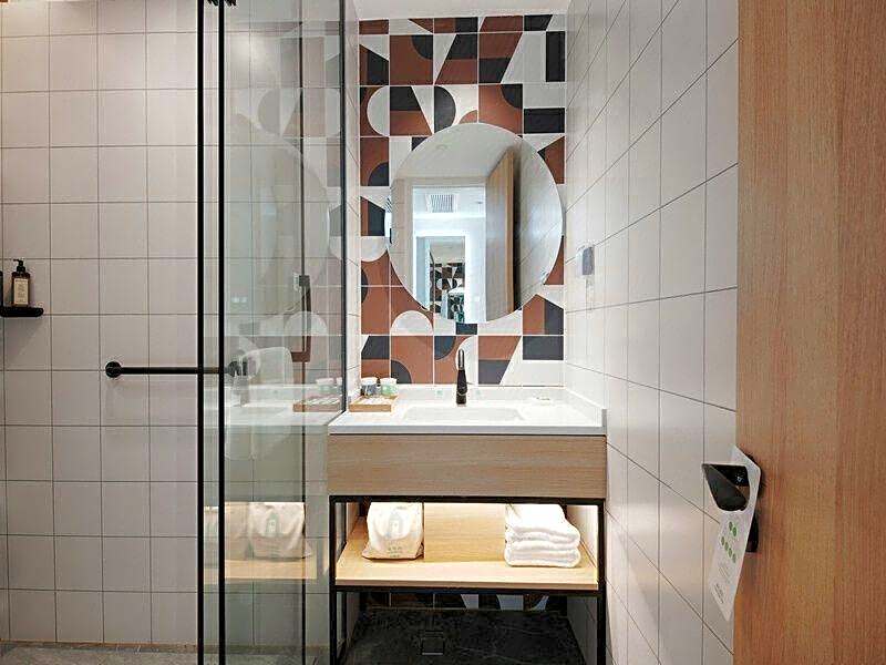 Campanile Hotel Weihai Film and Television City North High-speed Railway Station