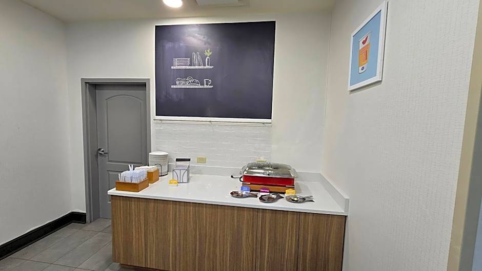 Hampton Inn By Hilton & Suites Chicago Deer Park