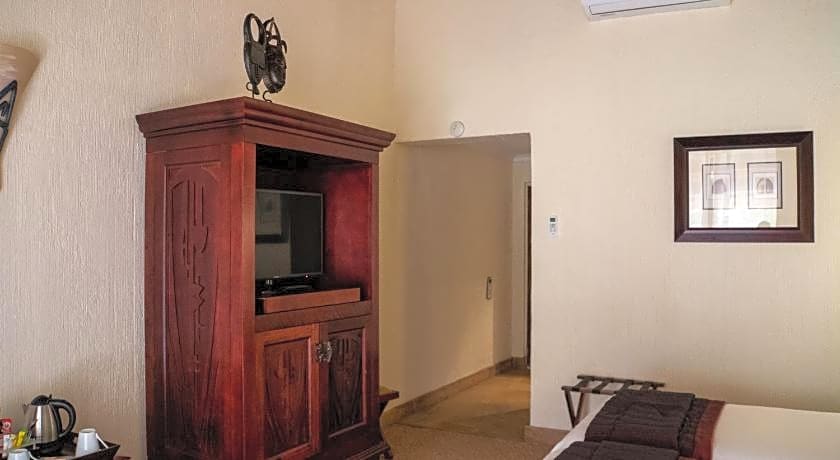 Kwa Maritane Bush Lodge