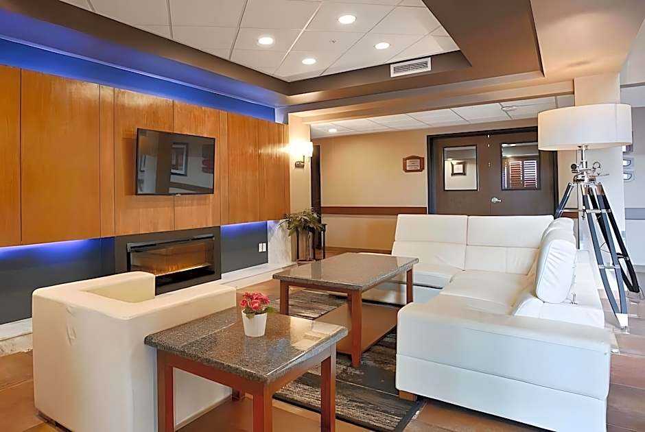 Days Inn by Wyndham Redwater