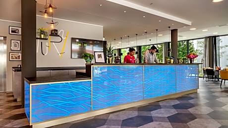 Holiday Inn - The Niu Fury Aschheim Messe By IHG