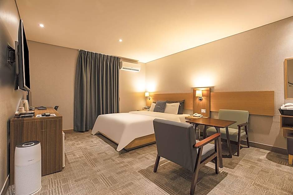 Soma Hotel