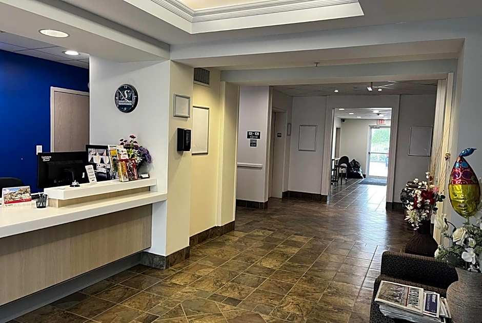 Super 8 by Wyndham Estevan