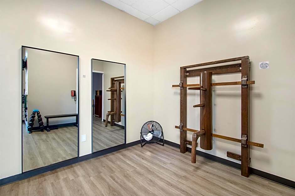 Aiden Los Angeles Downtown Dragon Gate Inn