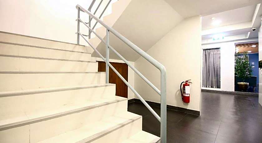 Super OYO 483 Pannee Hotel Khaosan