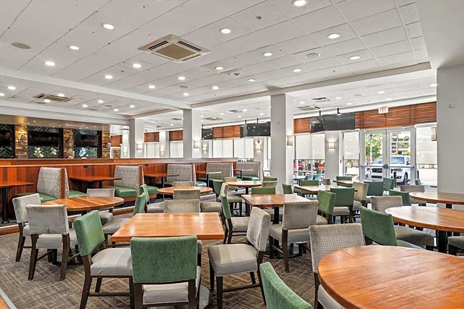 Holiday Inn Baton Rouge College Drive I-10 By IHG