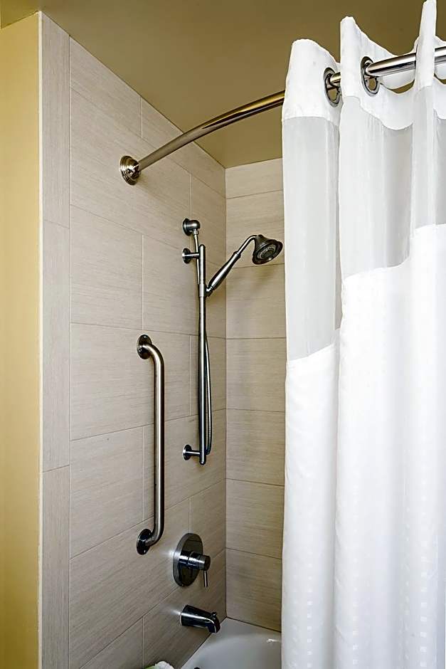 Holiday Inn Express Simi Valley By IHG