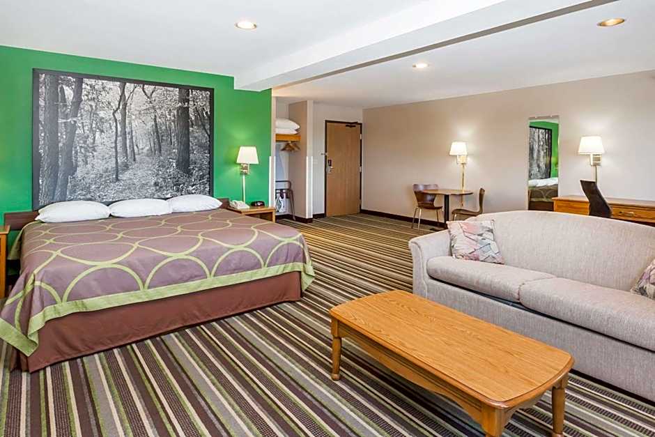 Super 8 by Wyndham Sioux City South