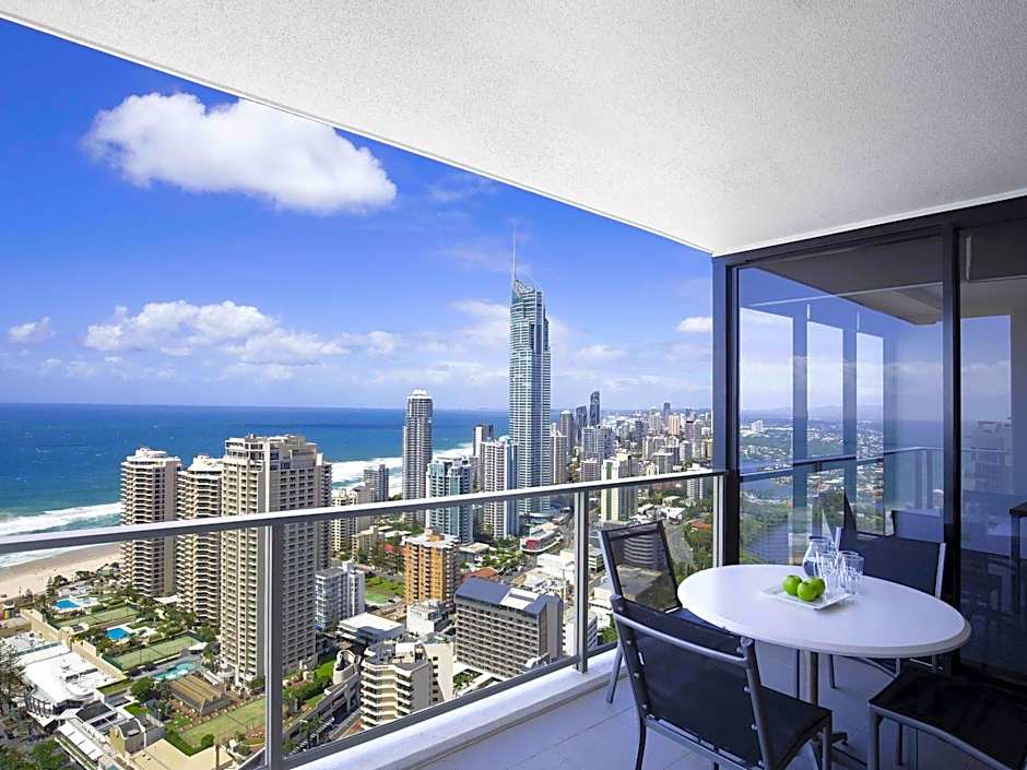 Mantra Circle on Cavill Surfers Paradise