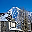Elk Mountain Lodge