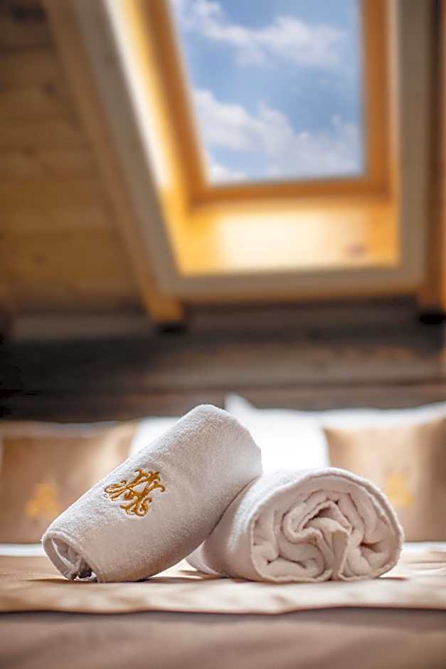 Hotel Antique - free private parking