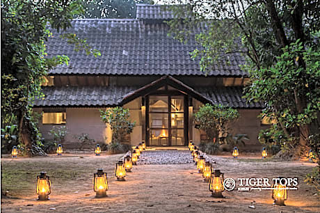 Tiger Tops Tharu Lodge