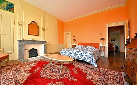 Family Suite with Lake View