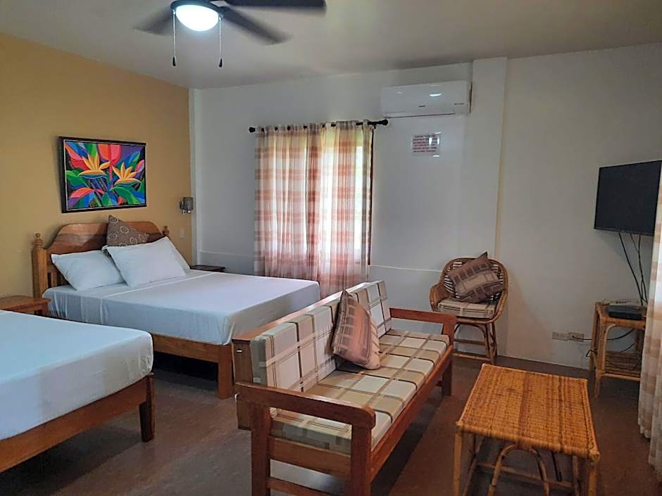 Eastwind Beach Club- El Nido