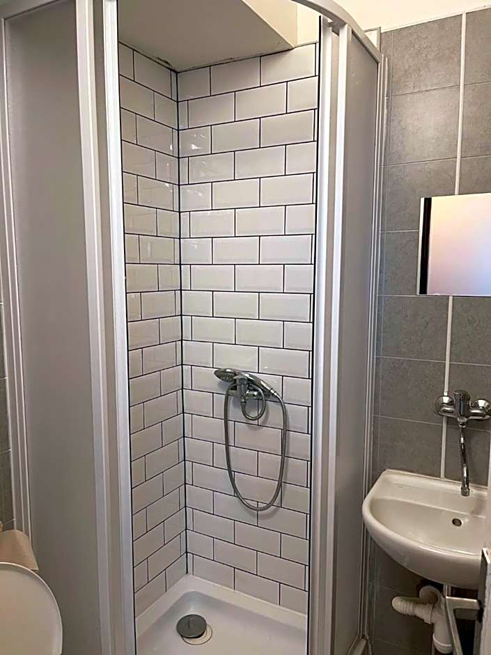 Clown and Bard Hostel