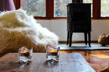 Tomah Retreat - Studio RELAX with fireplace