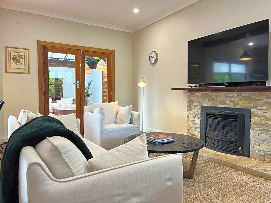 Tranquil Hideaway near the City- with Patio Lounge