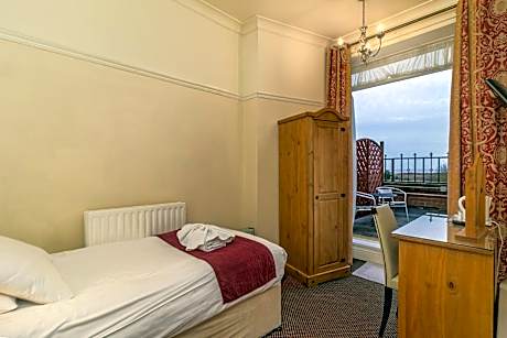 Superior Single room with Balcony & Sea view