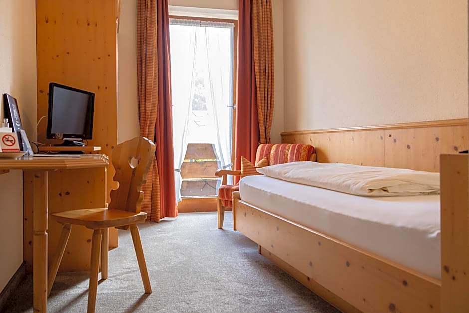 Postgasthof, Hotel Rote-Wand