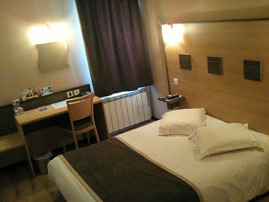 Comfort Hotel Angers Beaucouze