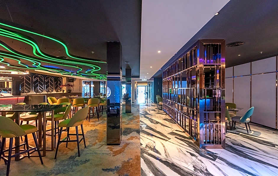 Ames Hotel