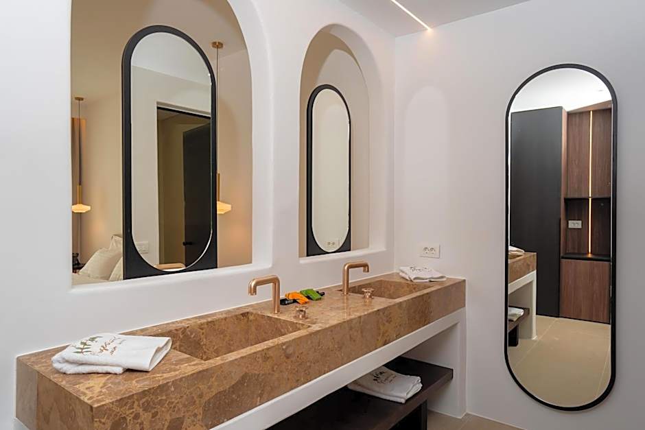 Muse οf Mykonos Luxury Suites