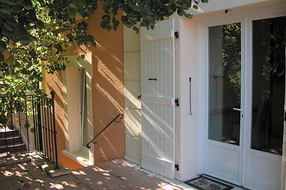 Hôtel Restaurant Logis Le Relais du Vivarais