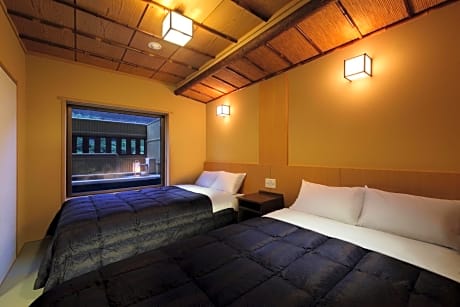 Deluxe Room with Tatami Area and Open-Air Bath - Non-Smoking