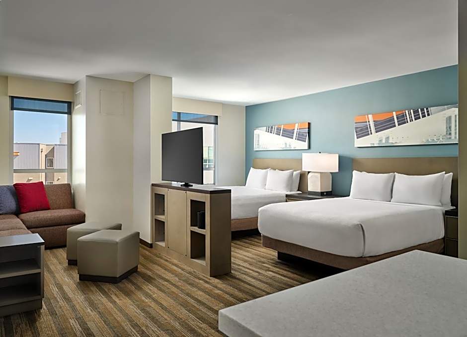 Hyatt House LA - University Medical Center