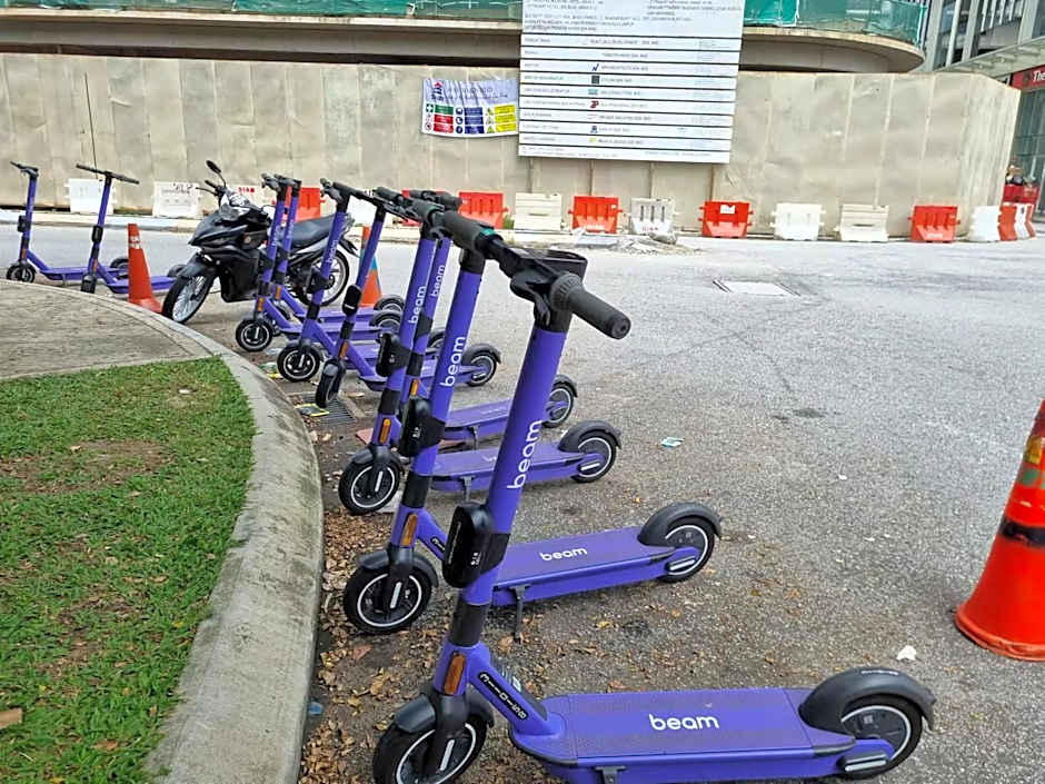 Pavilion 2 Revol Sky Pool 2-3 pax LS25