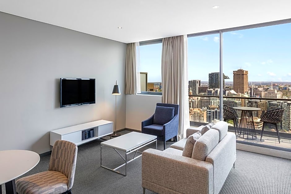 Meriton Suites Campbell Street