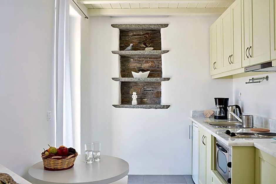 Crossroads Inn Traditional Lodging