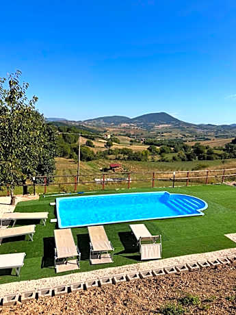 Agriturismo B&B La Cerasa