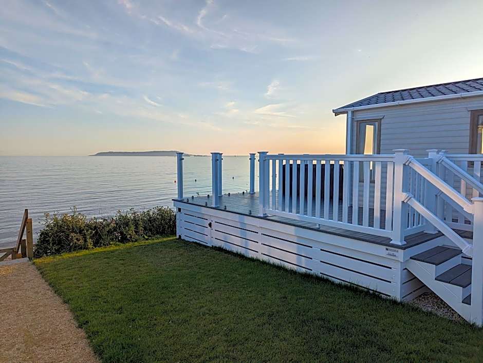 Europa Willow Pitch 29 Creek Caravan Park dog friendly