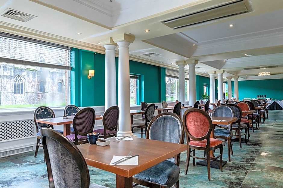 Winchester Wessex Hotel by Sunday