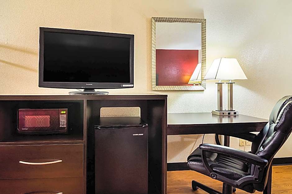 Econo Lodge Research Triangle Park
