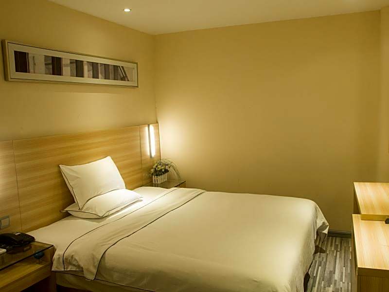 Denise Hotel Apartment(Shangxiajiu Branch)