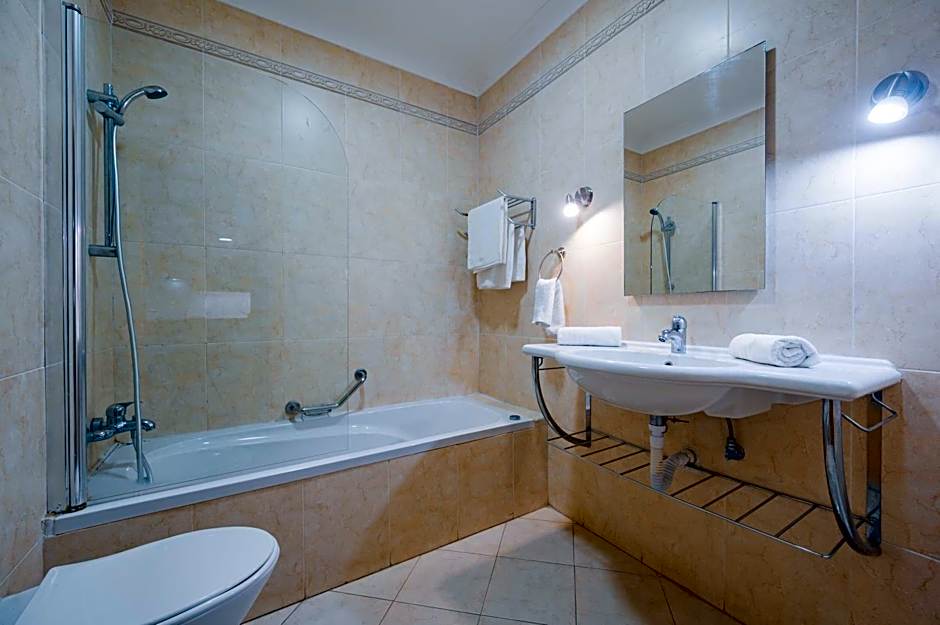 Xemxija Bay Hotel