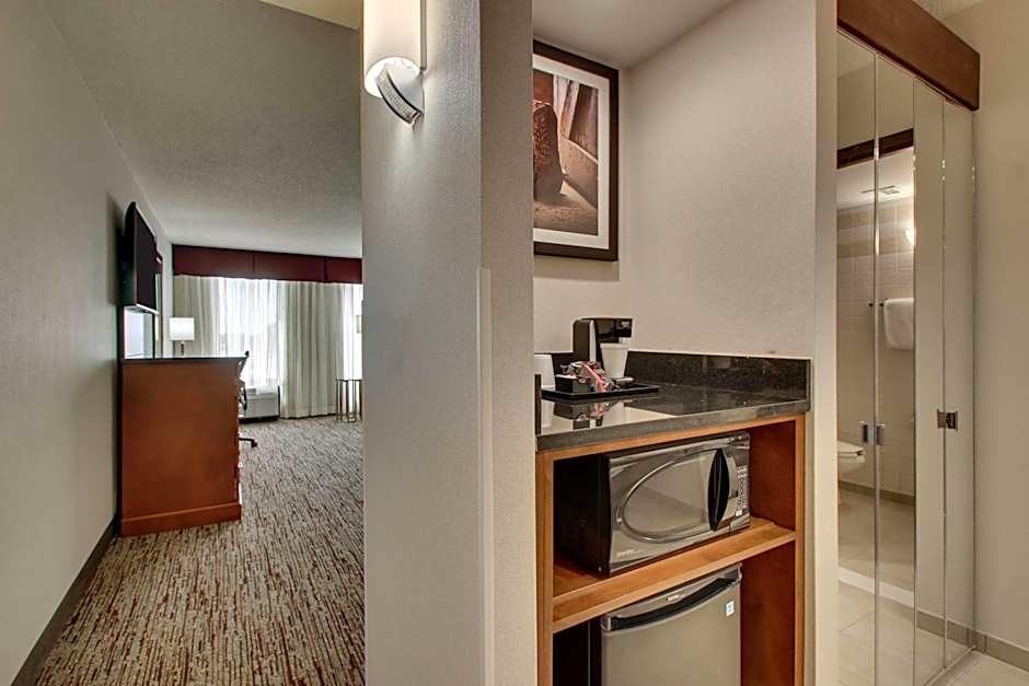 Drury Inn and Suites Bowling Green