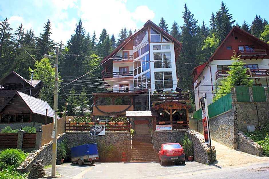 Villa Select