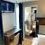 Mary's Hotel Republique
